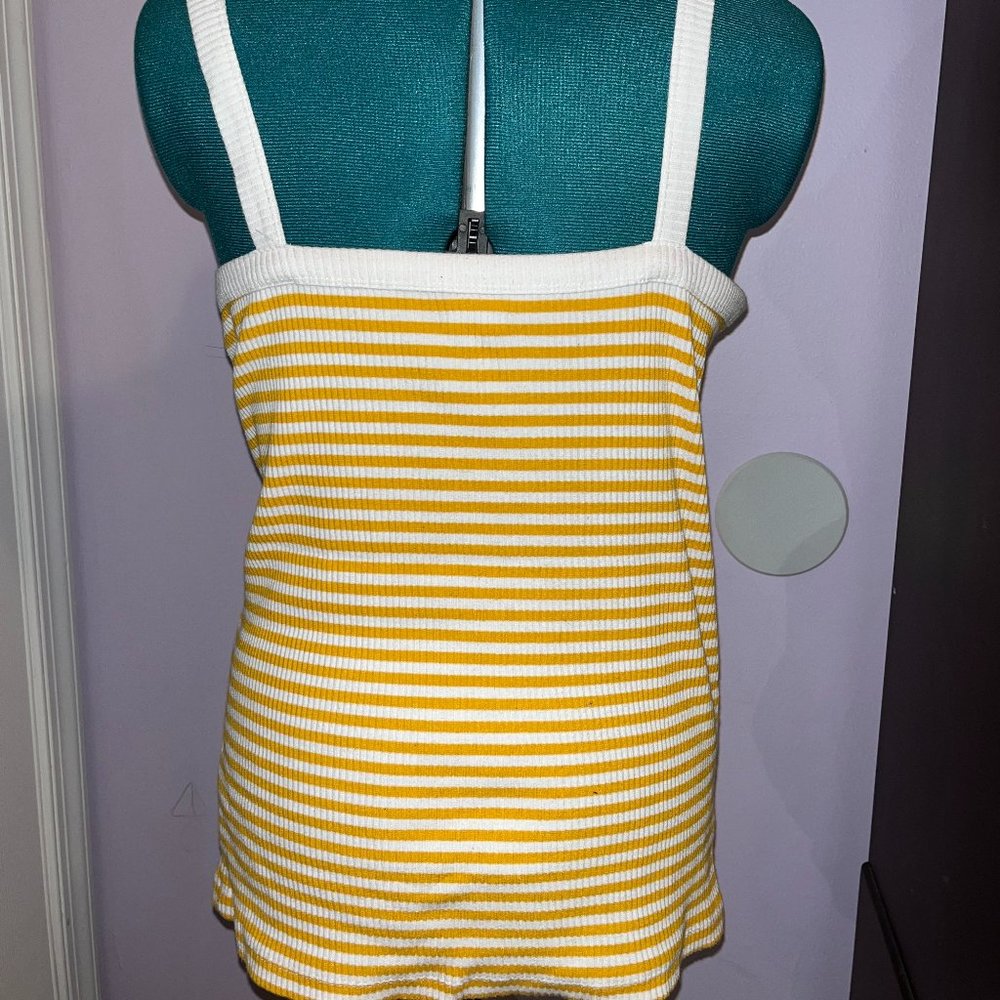 Stripped Ribbed Tank-Top - Picture 2 of 3